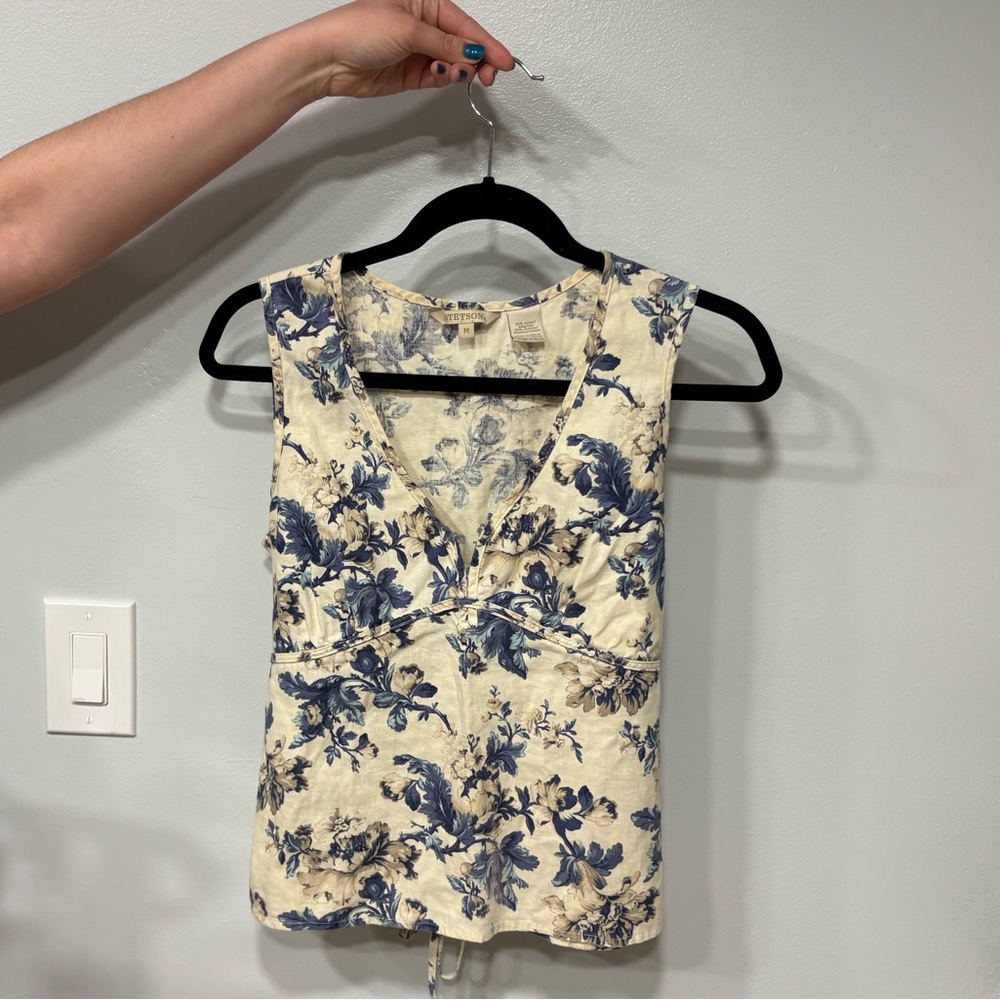 Stetson Navy Floral V-Neck Camisole on Cream